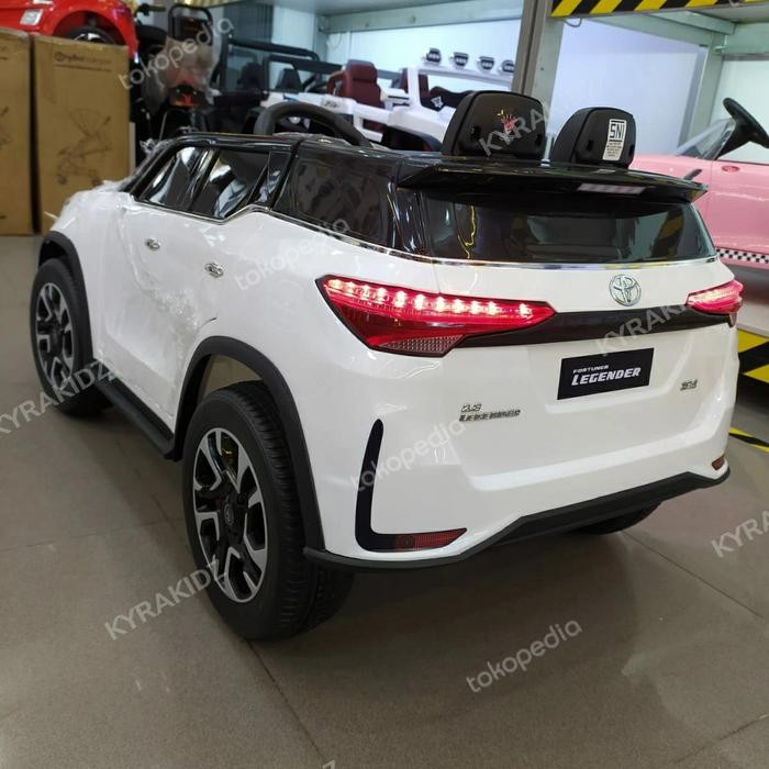 BARANG TERLARIS TOYOTA FORTUNER MAINAN MOBIL AKI ANAK PACKING AMAN