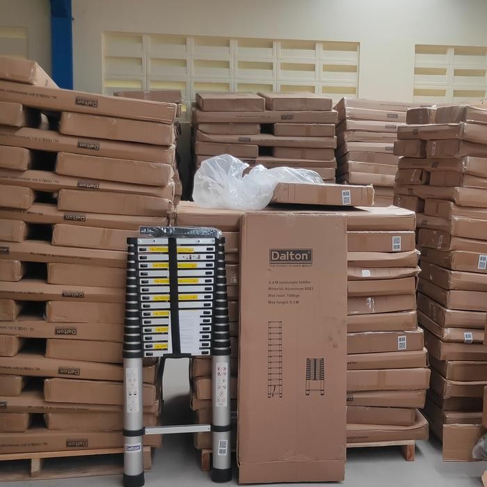 tangga single teleskopik dalton 5,6 meter