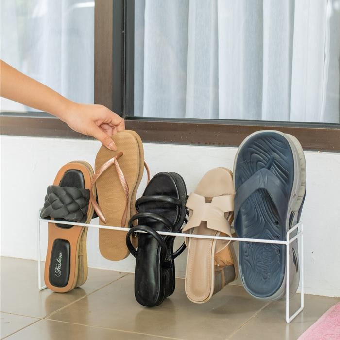 Rak Sepatu & Sandal Besi Minimalis