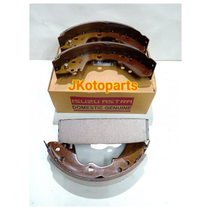 Kampas Rem Belakang Panther Isuzu