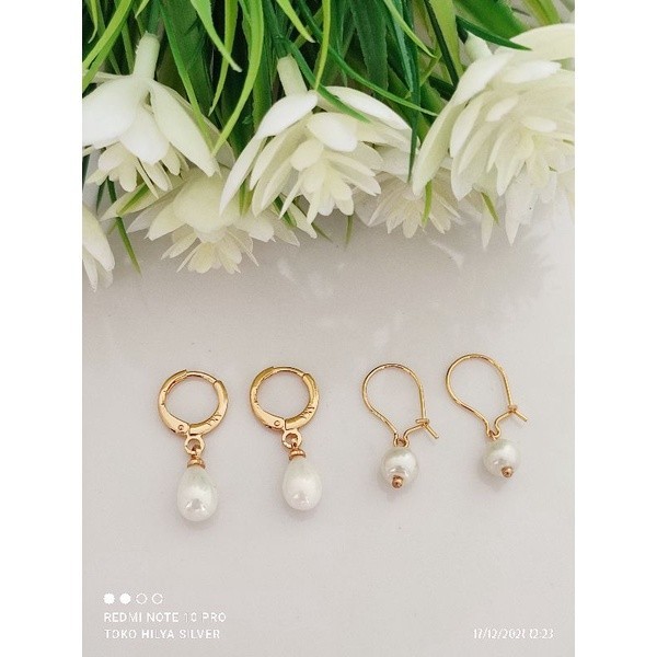 (Expert) FAVORITE anting tusuk mutiara asli, anting titanium anting wanita//