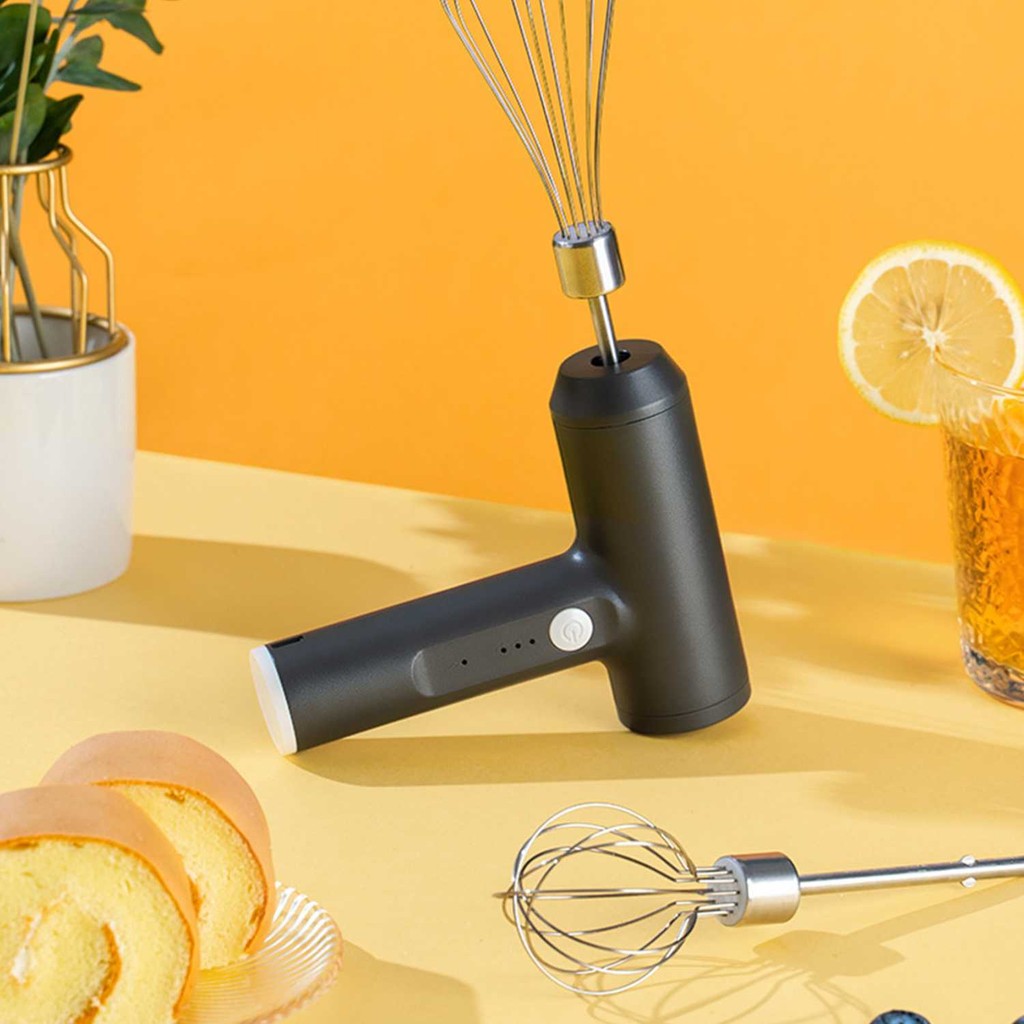 Mixer Tangan Mini Electric Whisk Wireless Multi Function Warna Hitam Kapasitas Baterai 2000 mAh