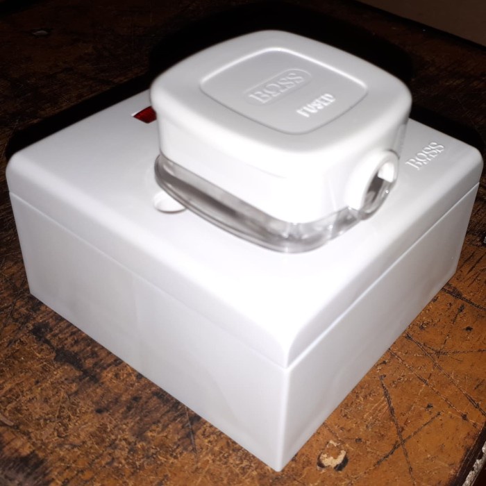 TERBARU STOPKONTAK AC KOMPLIT BOSS . STOPKONTAK 3 KAKI + STEKER AC + OUTBOW