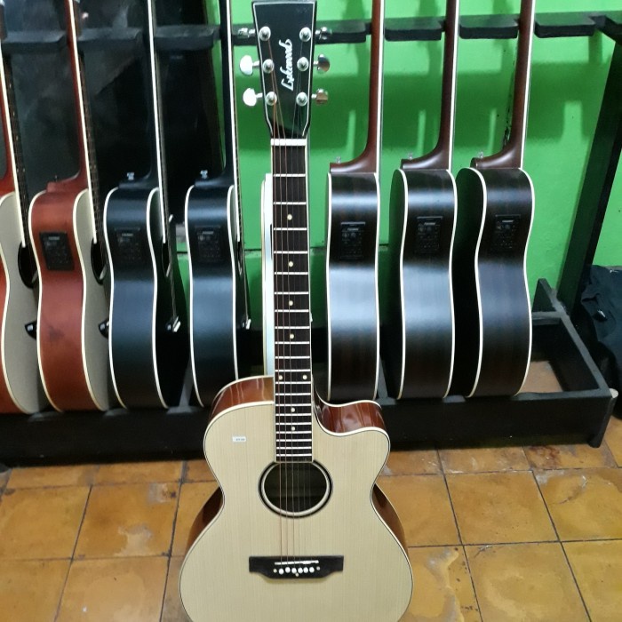 Lakewood custom neck maple akustik