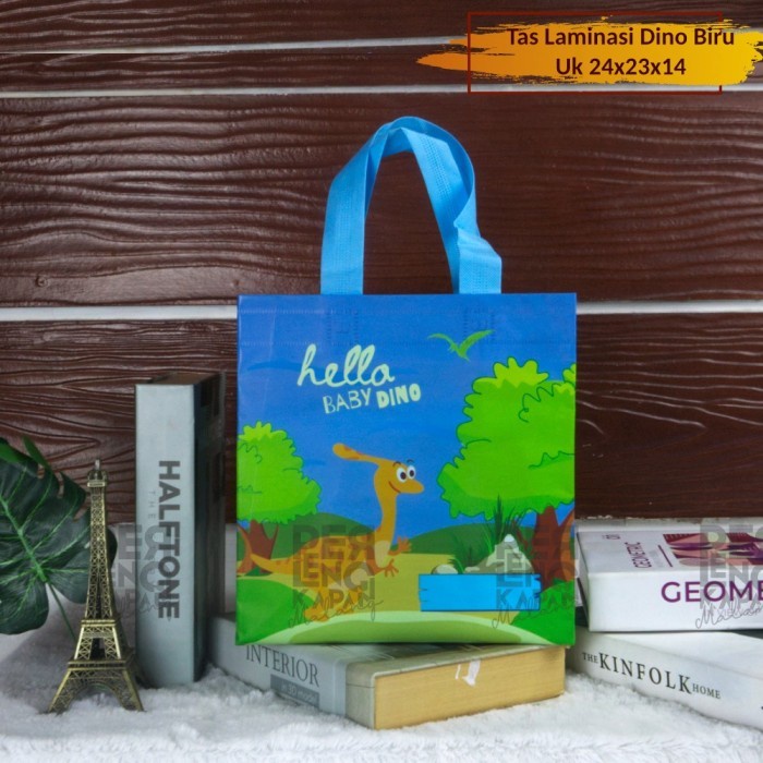 

Flashshow Tas Box 25x25x15 Spunbond Goodie Bag AUTOPRESS Laminasi Souvenir Promo