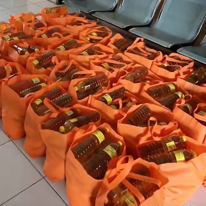 

Flashshow Lusinan Goodiebag Tas Kain Spunbond Size Uk. 20x26 25x35 30x40 38x45 Totobag Kantong