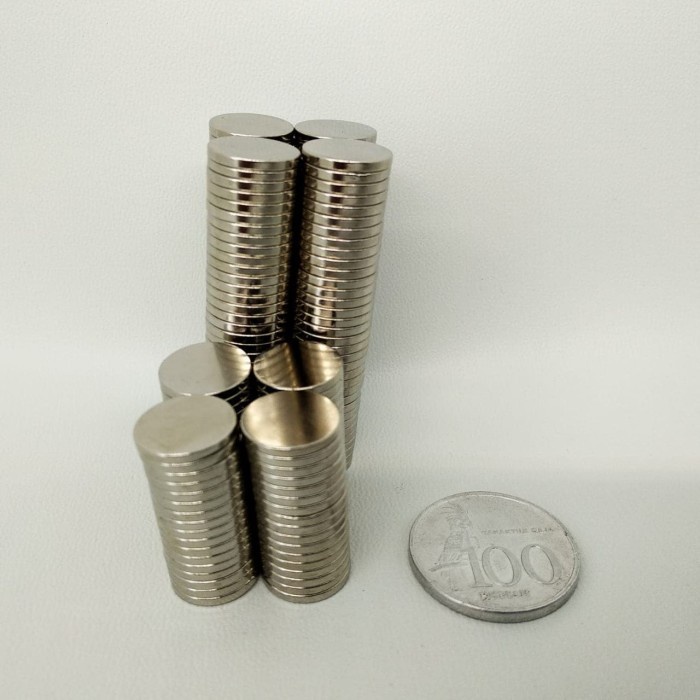 

Flashshow Magnet permanen Putih Neodymium Coin Disc d12mm tebal 1,5mm super kuat