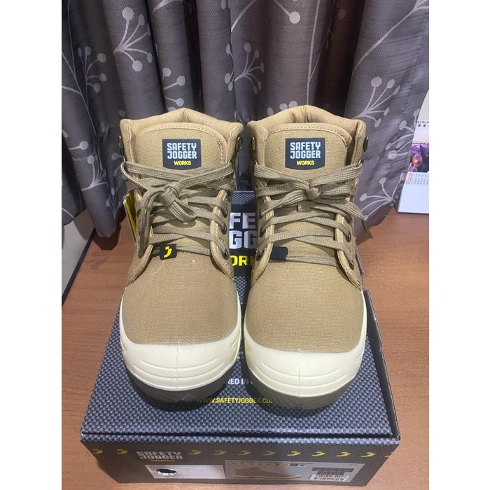 Sepatu Safety Jogger Desert S1P
