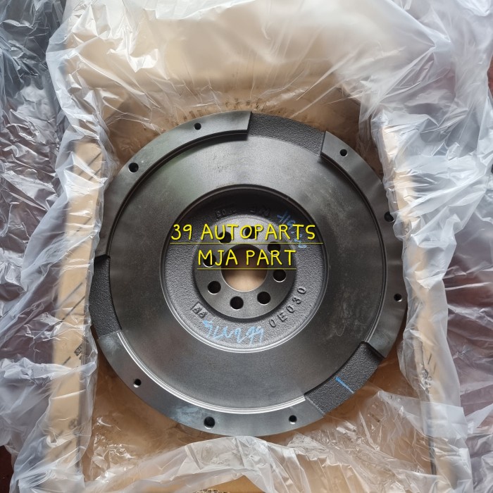 Ready FLYWHEEL FLY WHEEL RODA GILA FORTUNER VRZ HILUX REVO 13405-0E030