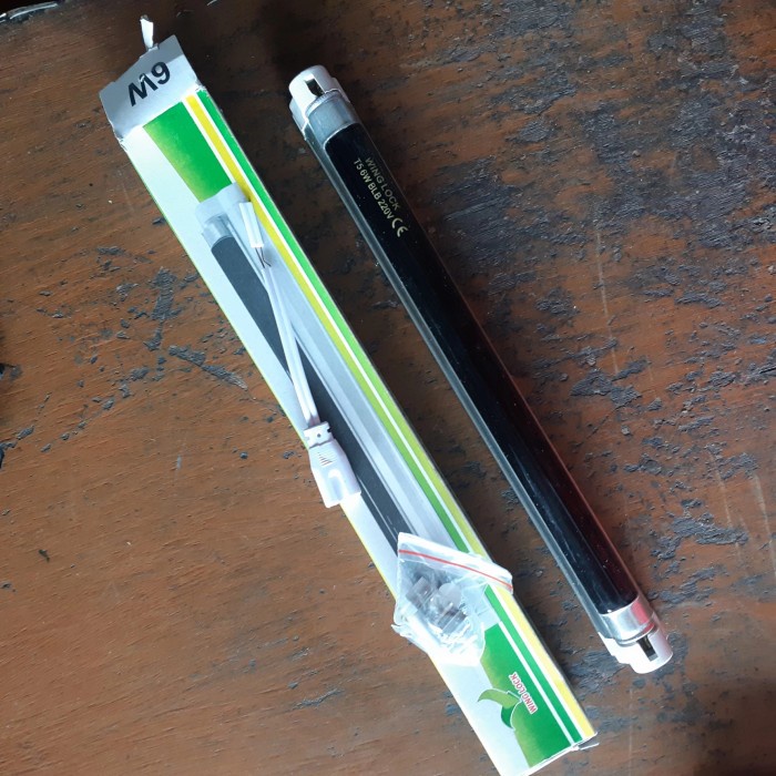 

Terlaris LAMPU UANG T5 6 WATT UV MONEY DETECTOR ULTRAVIOLET T5 6W 1 SET SALE