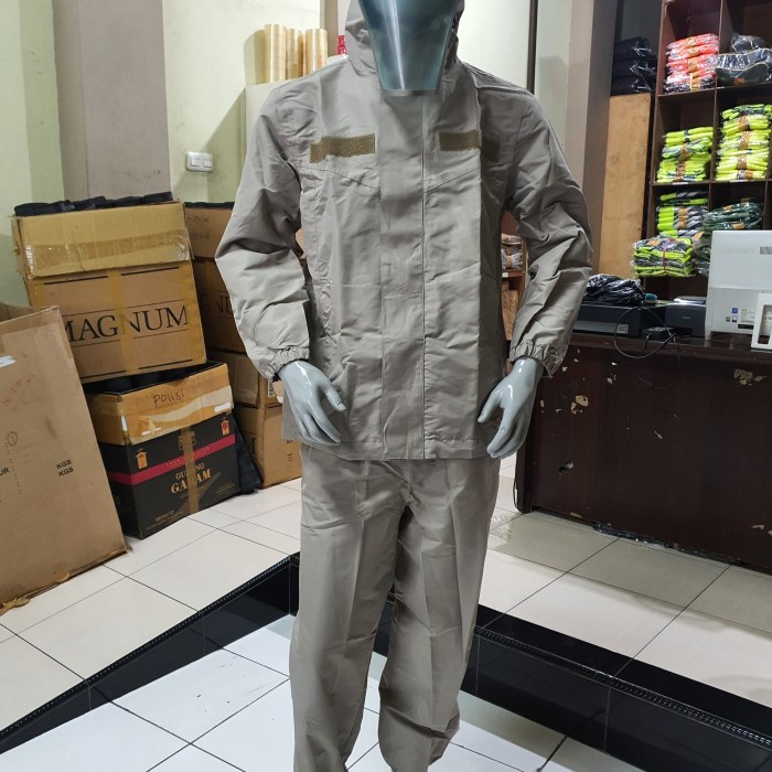 JAS HUJAN POLISI JATAH COKLAT JAS HUJAN STELAN COKLAT POLISI JATAH JAS HUJAN JATAH POLISI