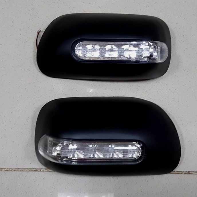 Cover spion mobil toyota AVANZA 2008-2011 black Lampu