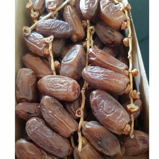 

Kurma Tunisia Tangkai Best quality Kemasan 500gr