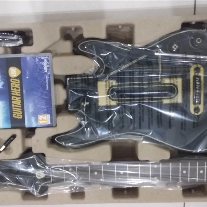 Terlaris Guitar Hero Live Ps3