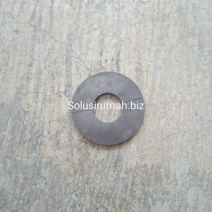 

best produk] MAGNET BULAT 79*30*4MM HITAM LUBANG STD FERIT FERRITE