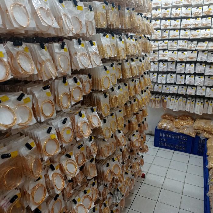 1 Set Perhiasan Wanita Dewasa Model Love Xuping Emas Kalung Gelang Anting dan Cincin Anti Karat Anti