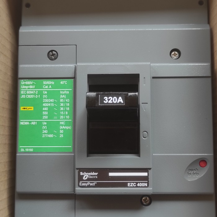 MCCB EZC 400N 300A/320A SNEIDER