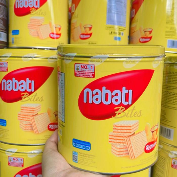 

ROTI LEBARAN NABATI KALENG COKLAT VANILLA 1 dus ISI 6pcs Cookies Snack Cokelat Cemilan Biskuit