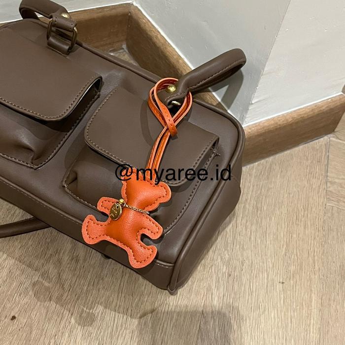 

Terlaris Myaree-Bag Charm Leather Sitting Teddy SALE