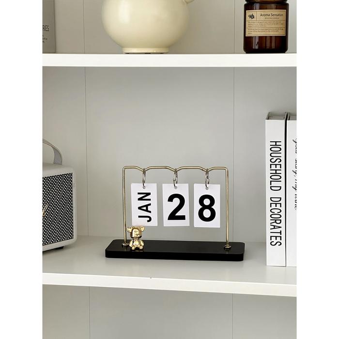 

READY STOK KALENDER MEJA BERUANG KALENDER ORNAMEN RUANG TAMU RUANG KANTOR KALENDER DESKTOP KANTOR
