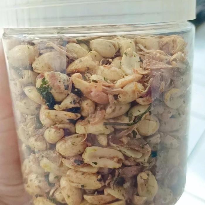 

SALE !!! KACANG TUJIN / KACANG BAWANG GORENG 250 G,500 G DAN 1000 G FOOD SNACKS READYY