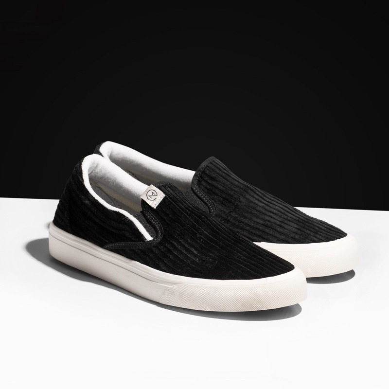 BESTPROMO OFFICAL STORE - MARQUE CORDUROY SLIP ON- MARQUE.CO - For Unisex, Vulcanized