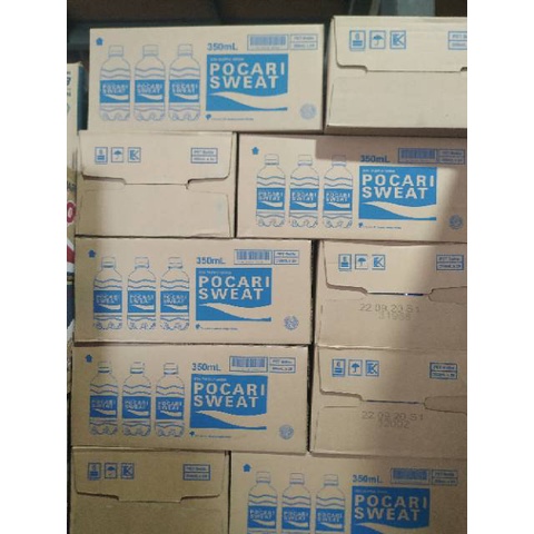 

Pocari Sweat 1 Dus (Isi 24 Pcs) Minuman Isotonik Pengganti Cairan Tubuh