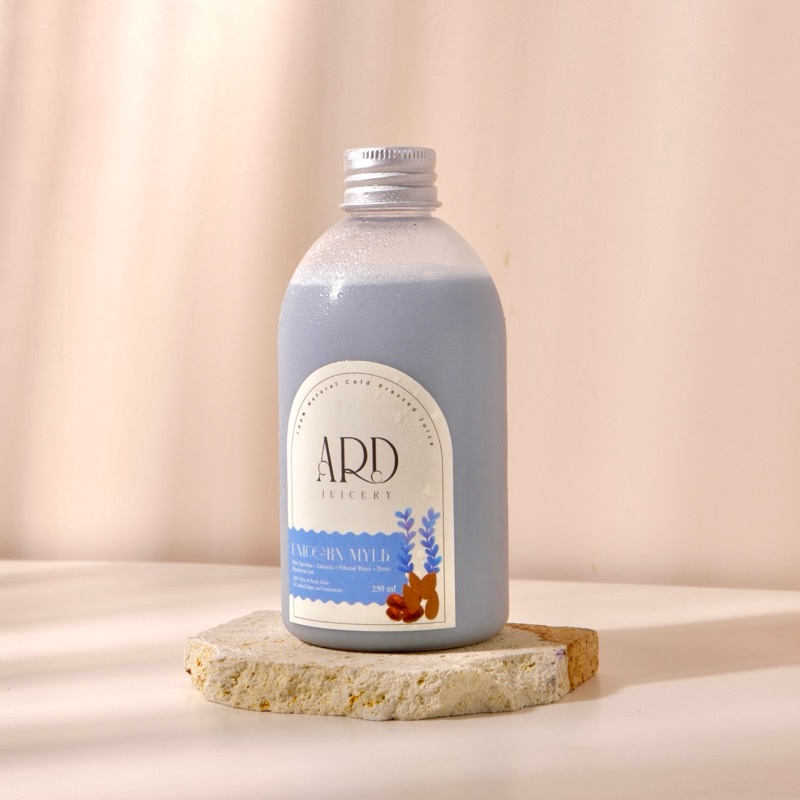 

UNICORN MYLK 250ML - Almond Milk Susu Almond Susu Kurma dengan Blue Spirulina Fresh Homemade by ARD