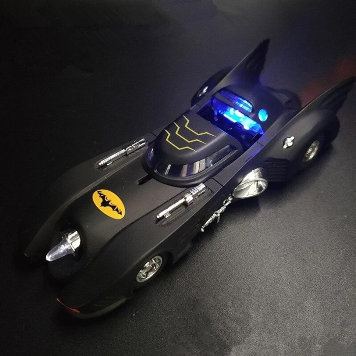 Classic Movie Car Batmobile Car Alloy Car Model Diecast Metal Bat Car