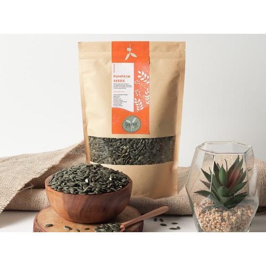 

SALE !!! PUMPKIN SEEDS ROASTED / BIJI LABU PANGGANG 500 GRAM READYY
