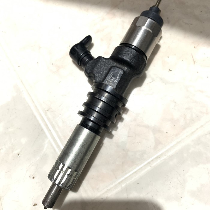 ORIGINAL Nozzle injector Assy Fuso Genjo 6m60 injector nozzle FUSO