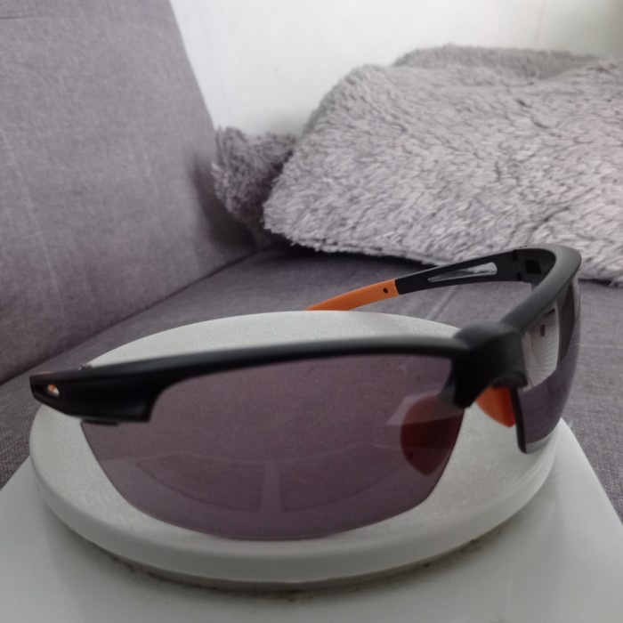 kacamata safety merk krisbow original