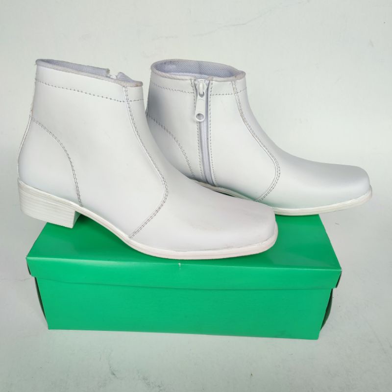 Grosir Sepatu Pdh Putih Wanita Dinas Kantoran
