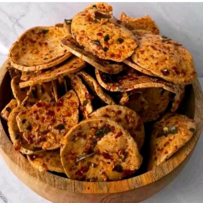 

Basreng koin extra pedas daun jeruk 1kg Food Snacks Goreng