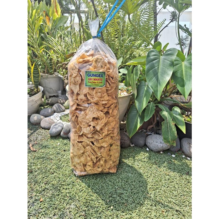 

1kg - Snack Cemilan Keripik Terigu Cengek (Gungek) Rasa Original