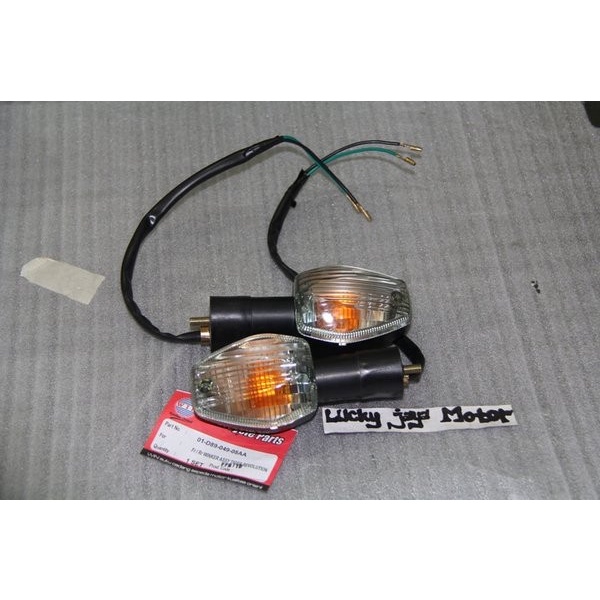 LAMPU SEN SEIN WINKER ASSY DEPAN BELAKANG TIGER REVO