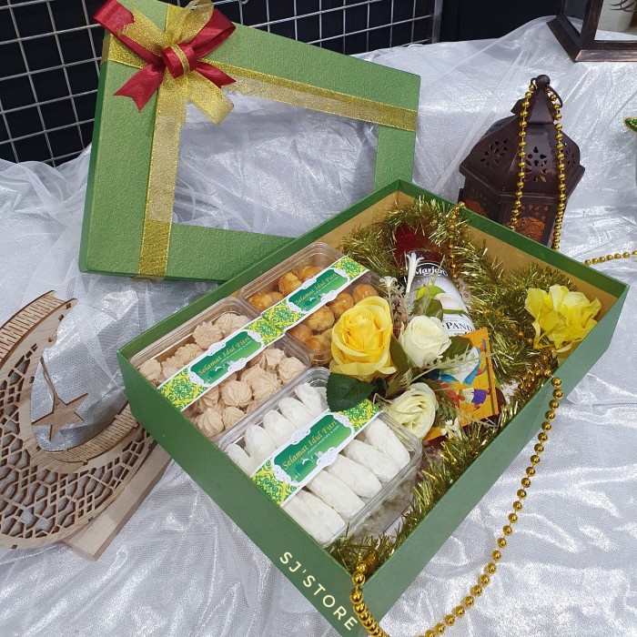 

Paket box hampers lebaran kue kering toples murah 6