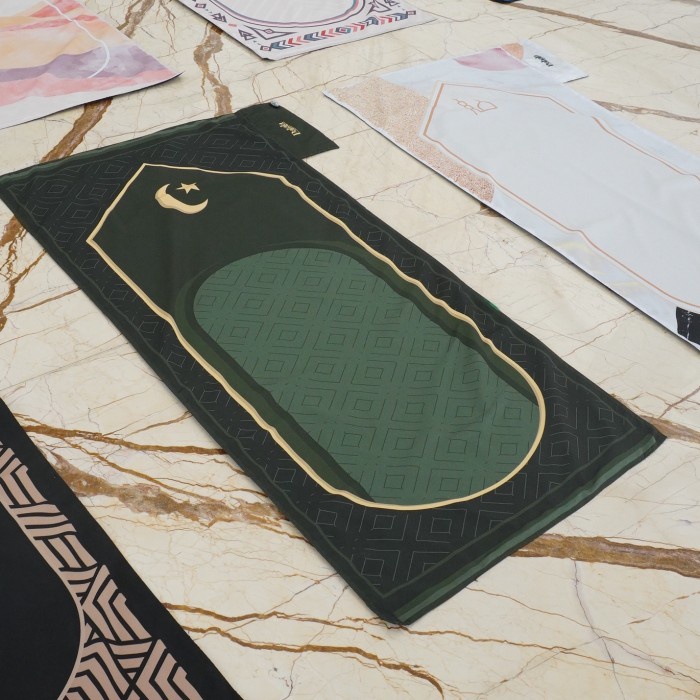 Sajadah Lipat Travel PAHALA-Mekkah2 (Waterproof/TANPA KOMPAS)