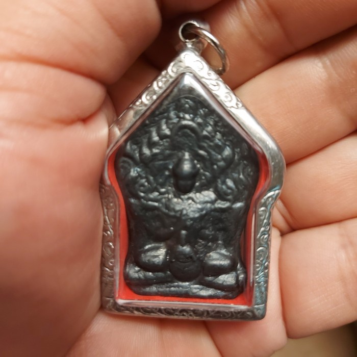 Leklai Black Khun Paen Lp Somporn Thai