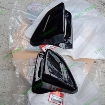 Kupingan Tangki Hitam Honda Tiger 2000 Original AHM Kode 1203