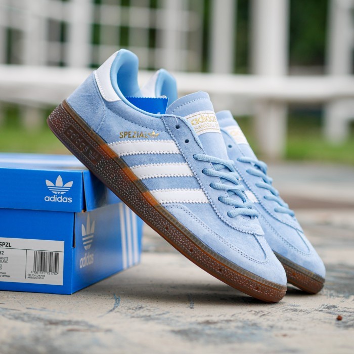 SEPATU ADIDAS HANDBALL SPEZIAL ICE BLUE 100% BNIB - ICE BLUE, 42 - SEPATU ADIDAS ORIGINAL 100%