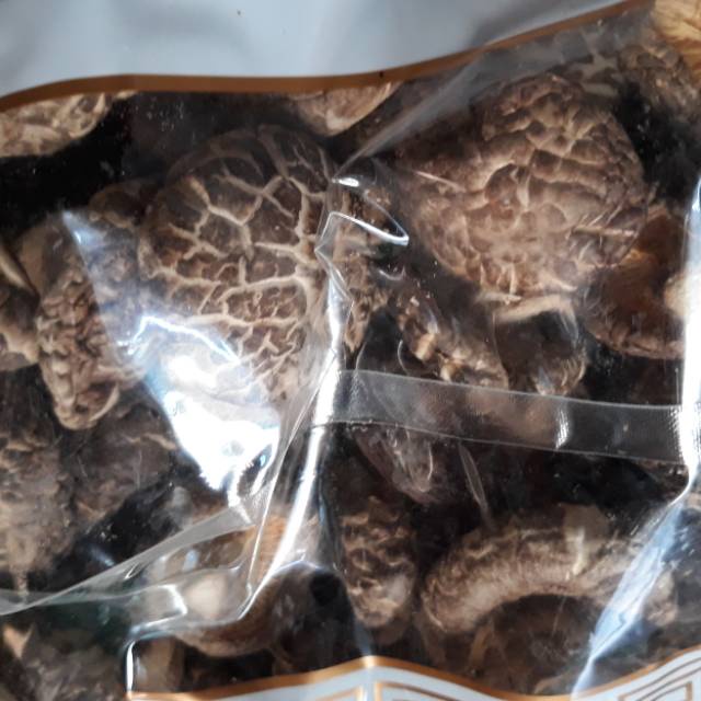 

Jamur hioko hyoko shitake S M Jumbo grade a++ per 100 gram