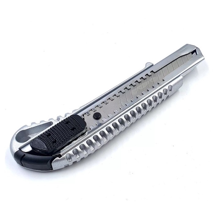 

ATKJaya- PISAU CUTTER / ALUMINIUM ALLOY UTILITY KNIFE 18MM