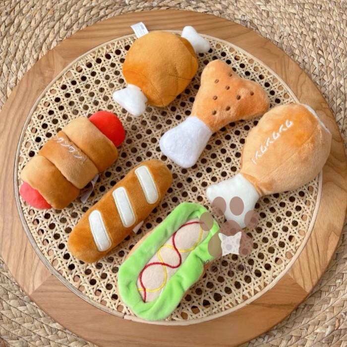 

..... Mainan Gigitan Squeaky Toy Anjing Kucing Brunch Boneka Bread Roti Toy