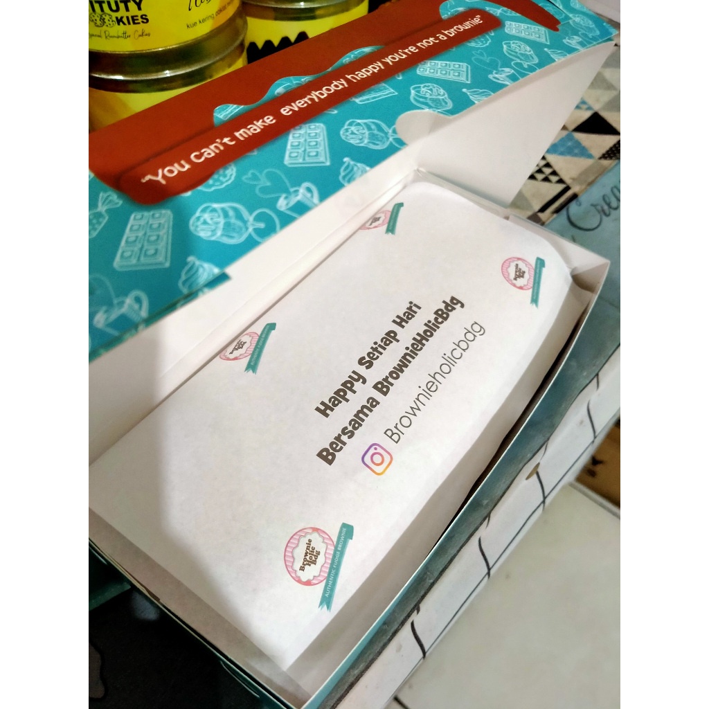 

HJ Fudgy Brownies Blueberry fudge brownie Brownieholicbdg Bandung