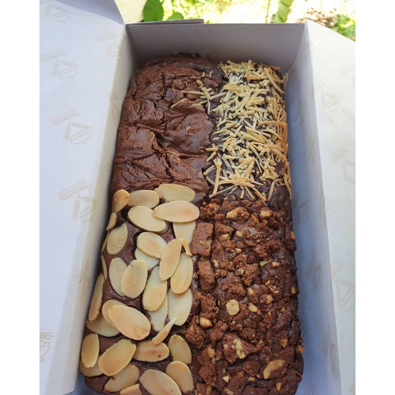 

HJ Four Topings Fudgy Brownie