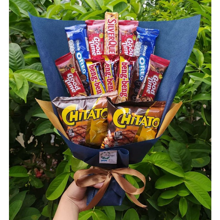 

HJ (S) Buket silverqueen Cewe cowo / hadiah pacar/paket/bingkisan Snack Ulang Tahun/Ultah/