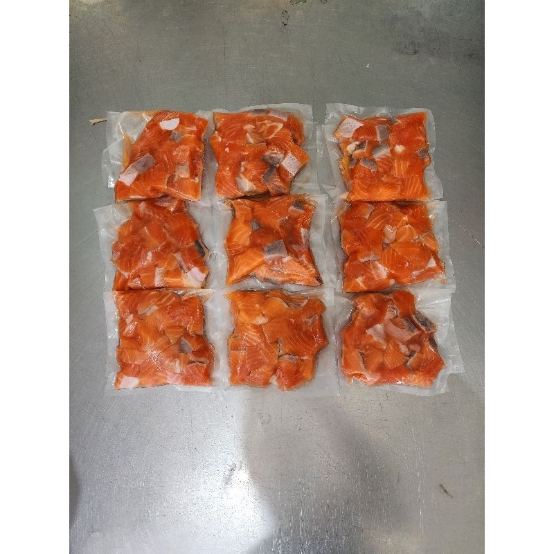 

Salmon Cube @250Gr Daging Salmon Semua Tanpa Duri & Kulit
