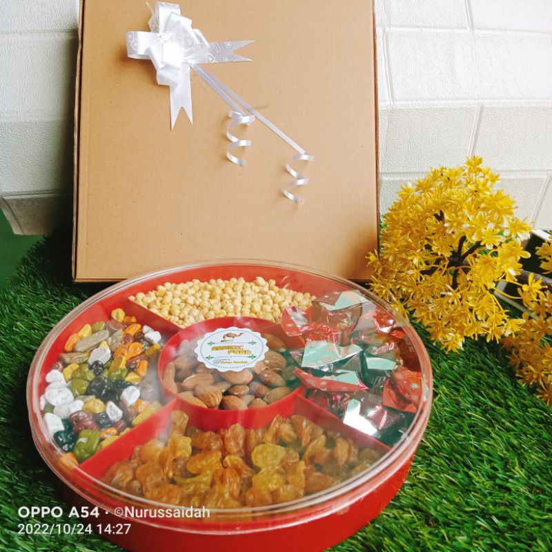 

HJ paket hampers oleh oleh haji dan umroh premium sekat 5