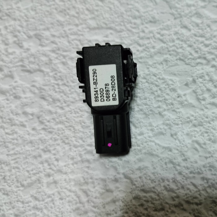 Ready sensor. bemper belakang sigra atau calya 2023